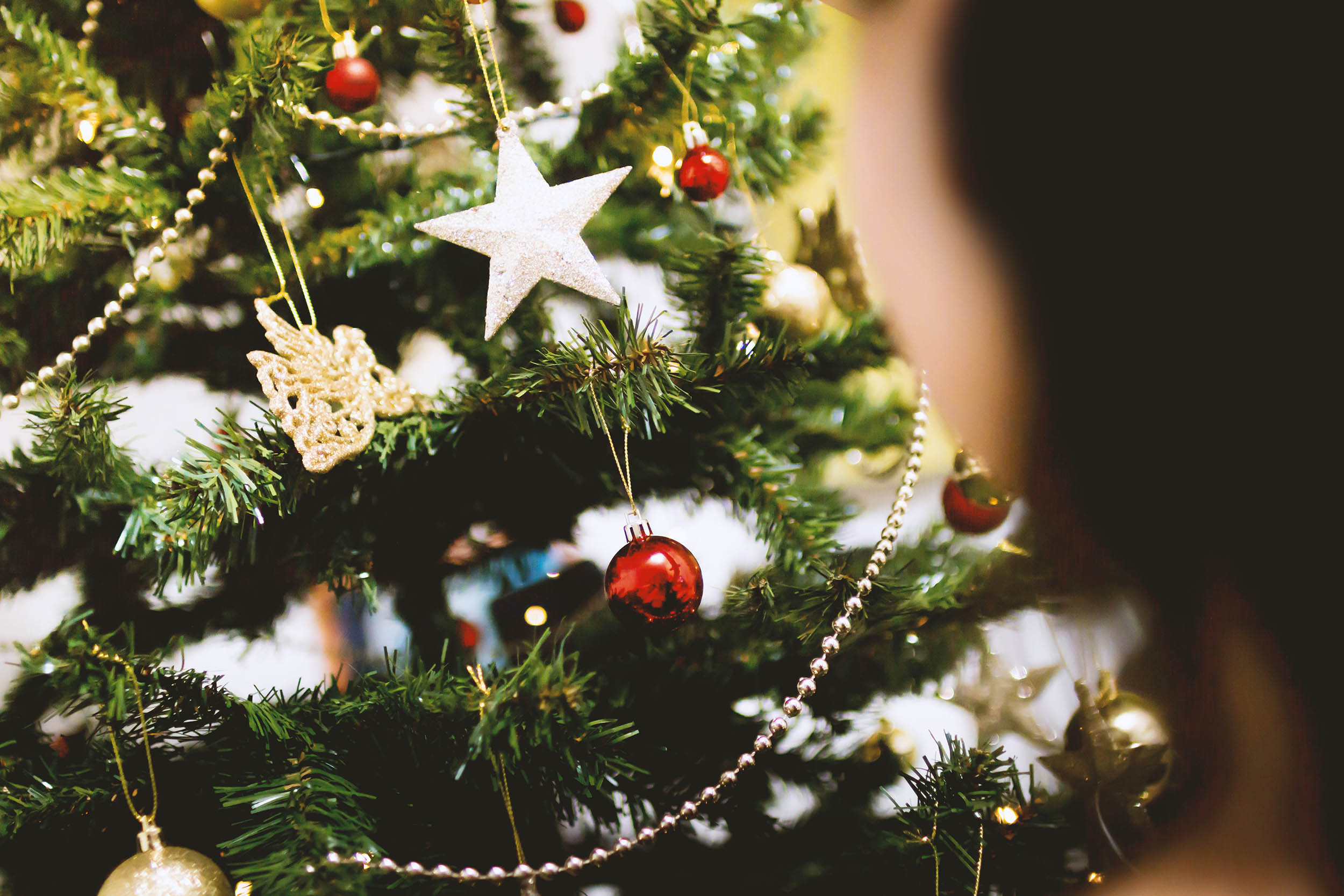 Fotografiar árbol de Navidad con nitidez