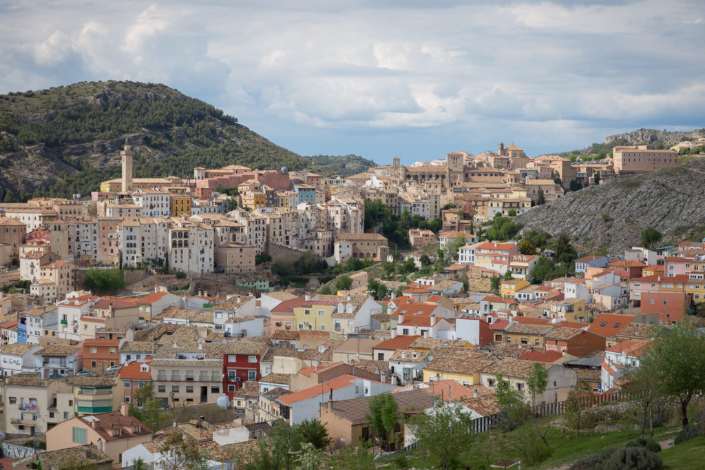 Teleobjetivos catadióptricos: Ciudad de Cuenca tomada con un 70mm