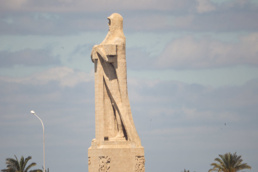 Monumento a Colón tomado a 900mm