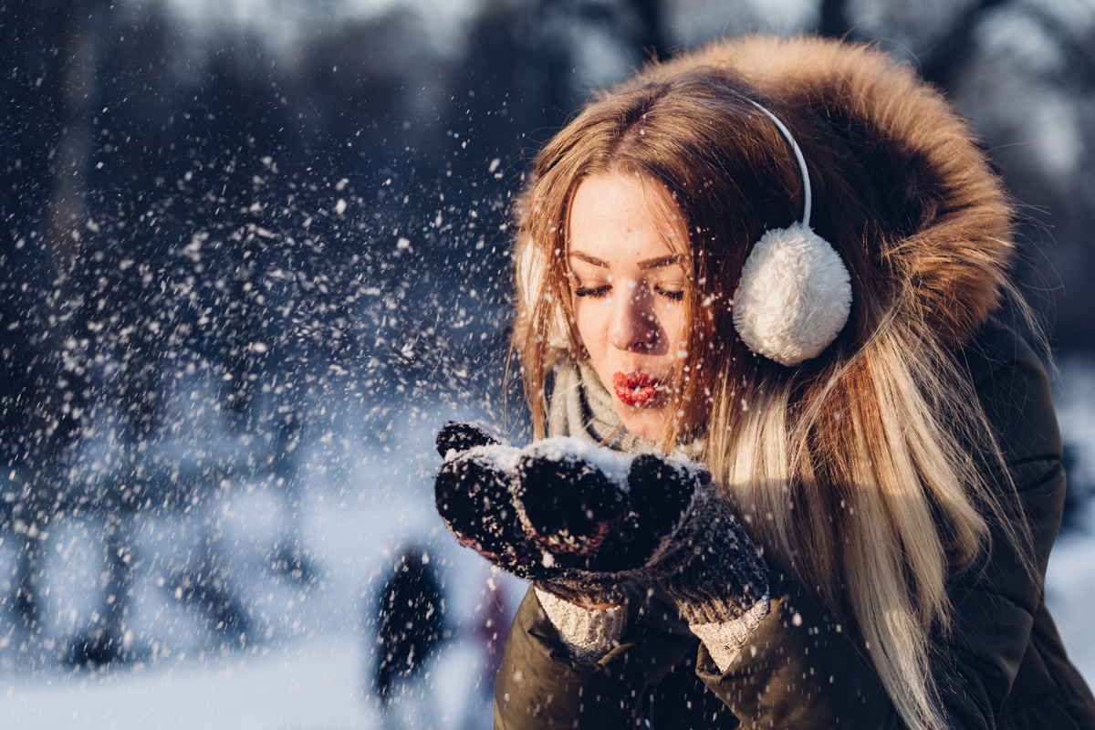 Fotos en la nieve: Haz un retrato con nieve en las manos